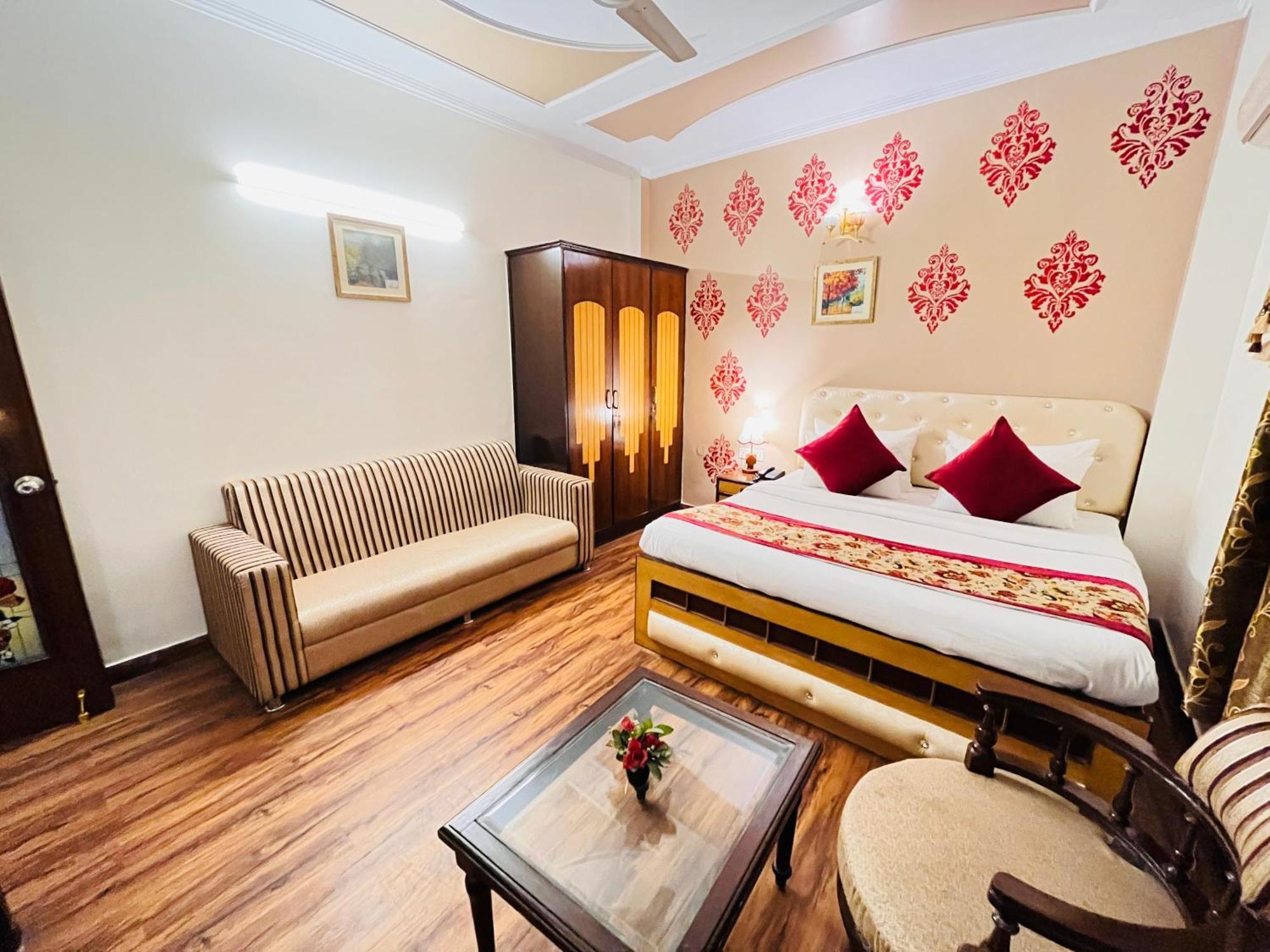 Hotel Paras - Karol Bagh Delhi Kültér fotó
