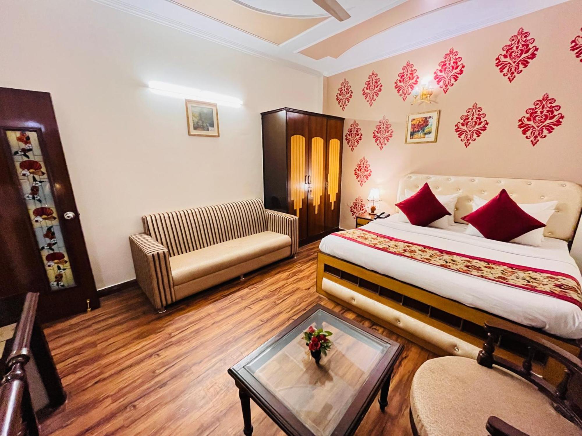 Hotel Paras - Karol Bagh Delhi Kültér fotó